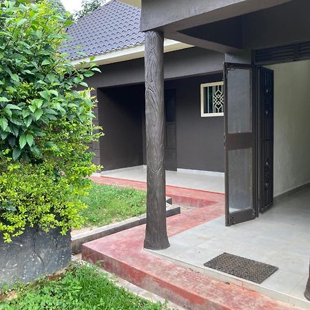 Kanungu Bwindi Guest House מראה חיצוני תמונה