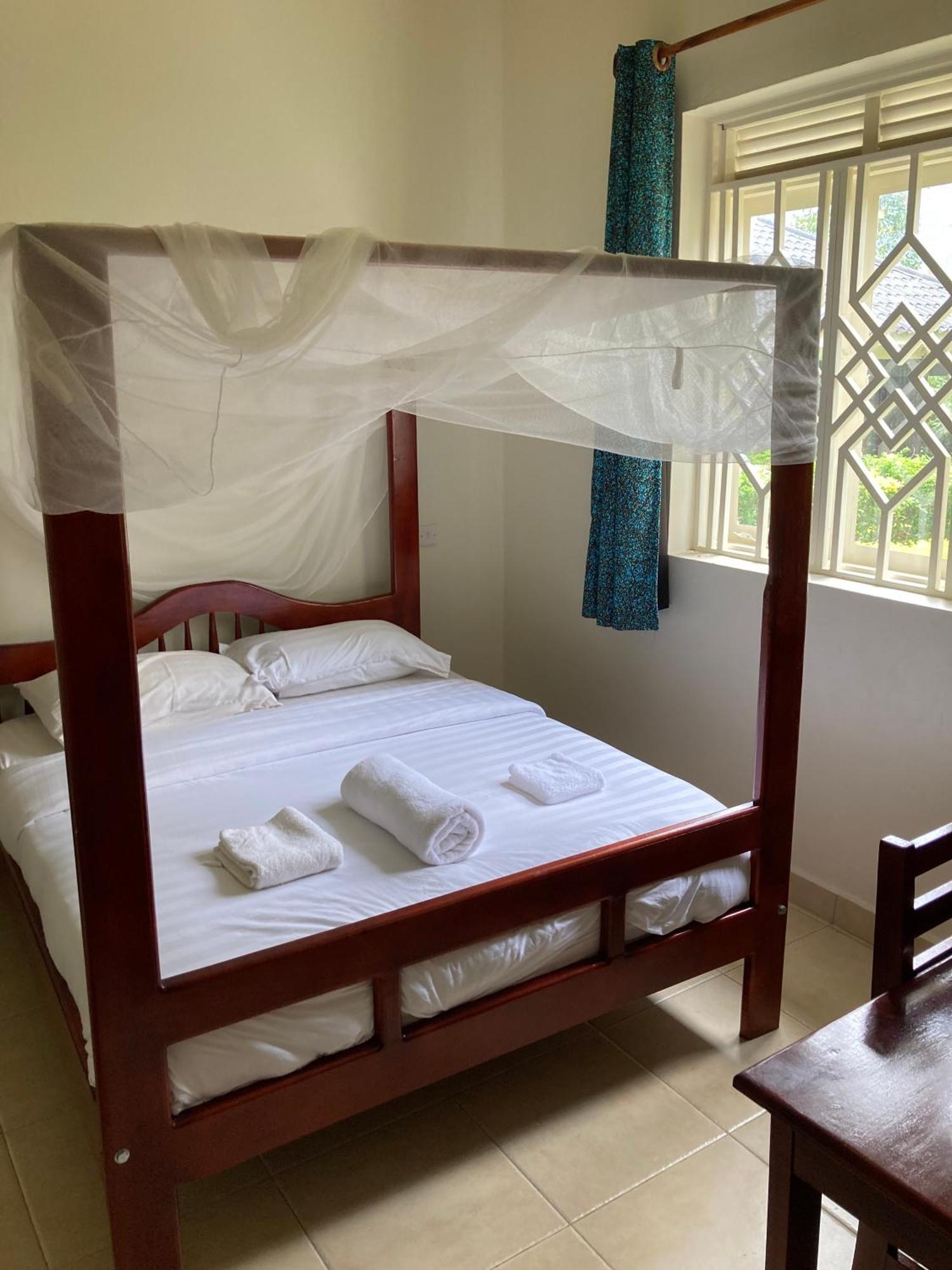 Kanungu Bwindi Guest House מראה חיצוני תמונה